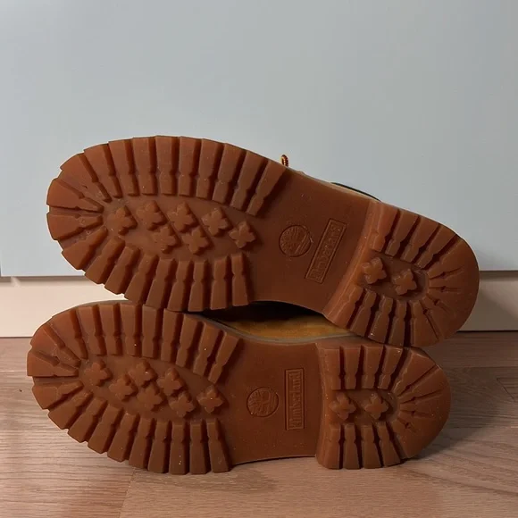 Timberland 6" Premium Waterproof Boots
Boys' Grade School - Picture 5 of 6